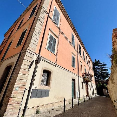 B&B Letterario Palazzo Pistocchi Teramo Exterior foto
